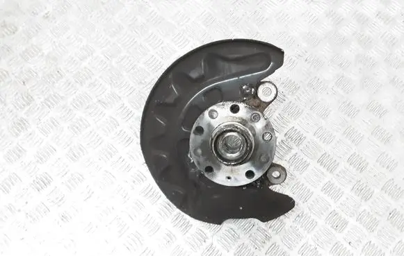 Seat Leon (5F) Front wheel hub