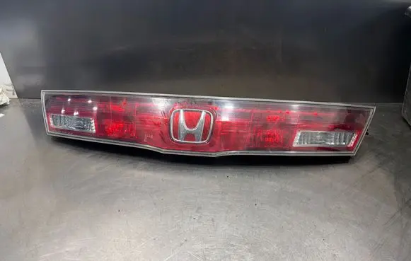 Honda Civic Tailgate rear/tail lights 13216721