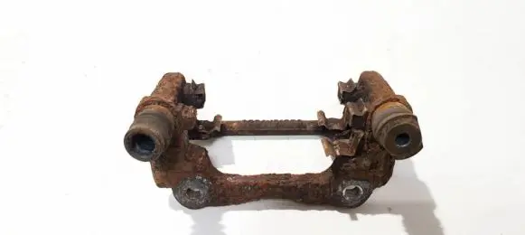 Toyota Avensis T250 Rear brake caliper 0204y01338