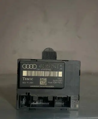 Audi A6 S6 C5 4B Door control unit/module 4F0959794E 4F0910795E 0033TFJ0001