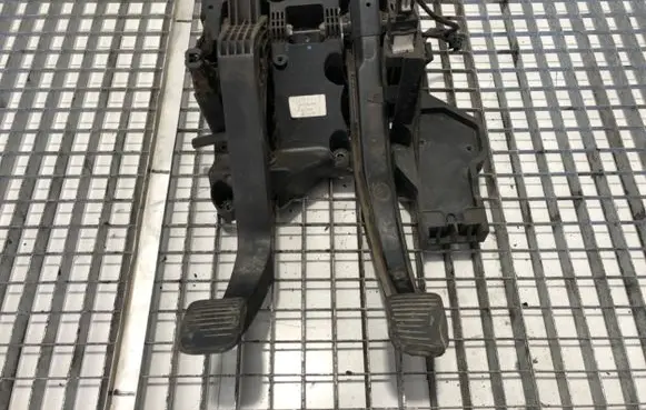 Citroen Jumper Pedal assembly 3802501017