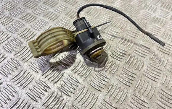 BMW 3 F30 F35 F31 Fuel filter heater 8572521 8572528 2310120132