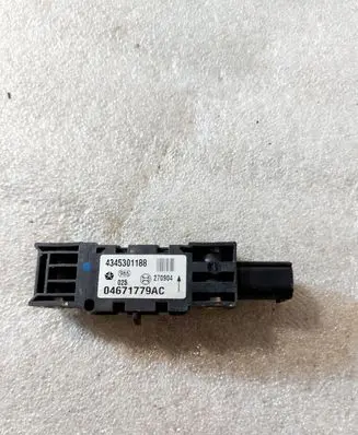 Chrysler Voyager Airbag deployment crash/impact sensor 04671779AC 270904 4345301188