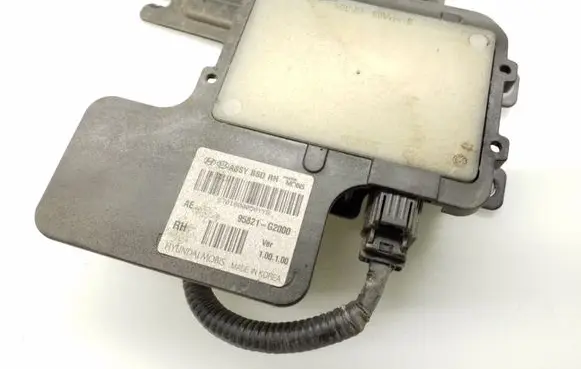 Hyundai Ioniq Blind spot module 95821G2000