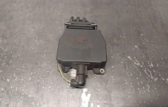 Volkswagen Golf IV Turbo solenoid valve 6Q0906625
