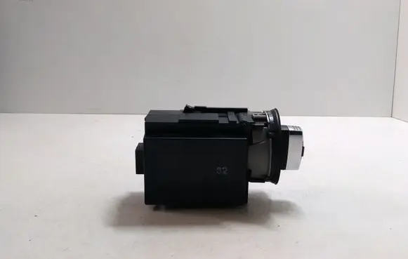 Volkswagen PASSAT B6 Ignition lock 3C0905843Q