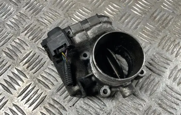 Volvo V70 Throttle valve 31216665