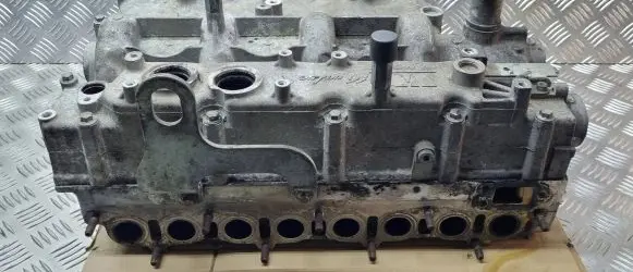 Chrysler Grand Voyager IV Engine head 90352048F 90132393F 99F