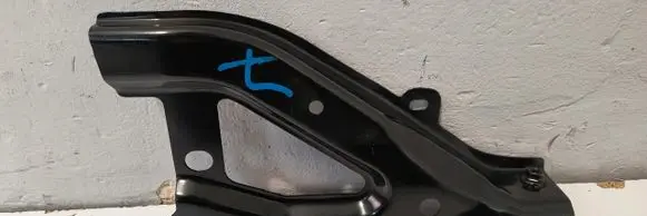 Tesla Model Y Fender mounting bracket 1487677-00-A