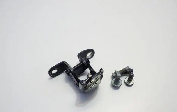 Honda Jazz IV GR Rear door lower hinge A051979