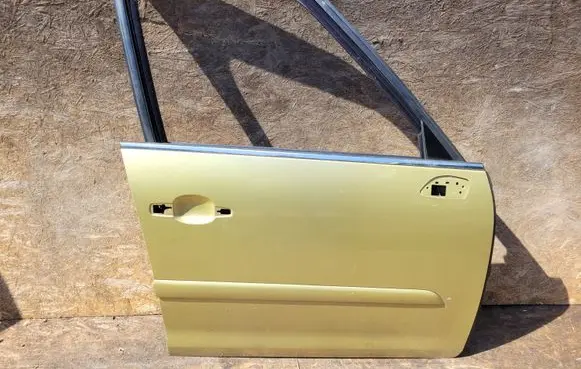 Citroen C4 Grand Picasso Front door