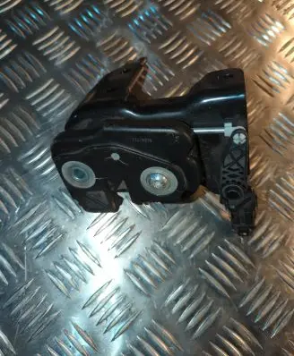 Mercedes-Benz E W212 Seat back rest lock catch A2129200672