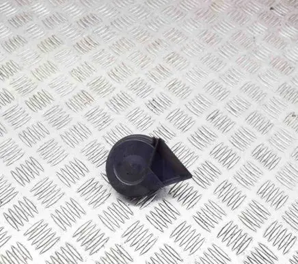 Audi A4 S4 B7 8E 8H Horn signal 8E0951223A