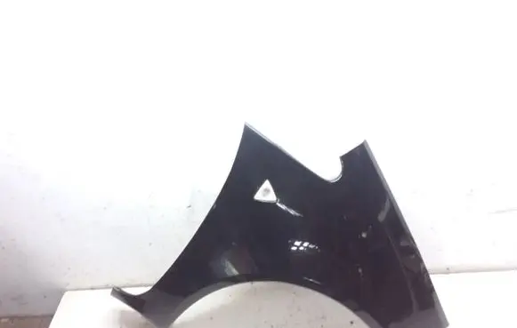 Mitsubishi Colt Fender