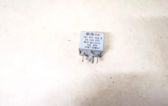 Ford Galaxy Other relay 141951253b 20240072