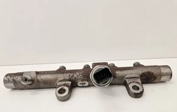 Nissan Qashqai Fuel main line pipe A2C20001221 5WS40154 8200815617