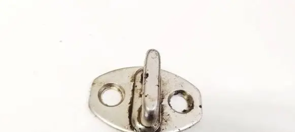 Volkswagen PASSAT B6 Front door lock loop/hook striker 3C0837033B