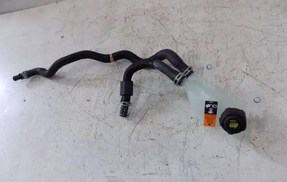 Nissan X-Trail T33 Coolant expansion tank/reservoir
