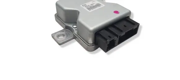 Mazda 6 Fuel injection pump control unit/module PE0218561