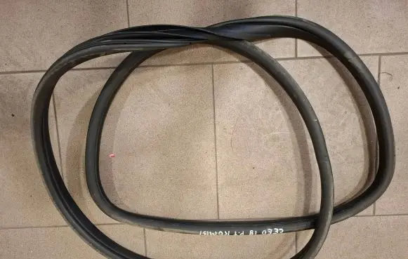 KIA Ceed Rear door rubber seal (on body) 