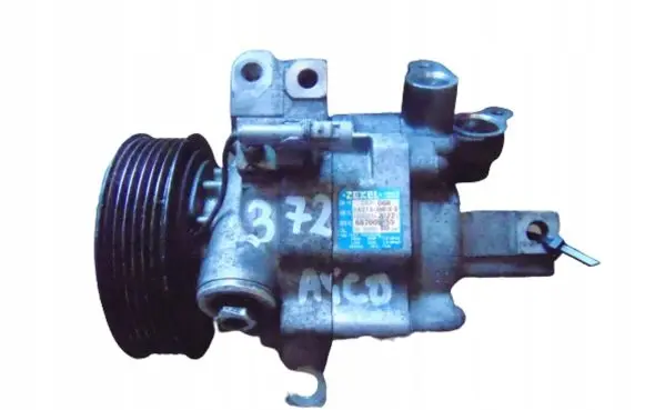Toyota Aygo AB10 Air conditioning (A/C) compressor (pump) 883100H010D