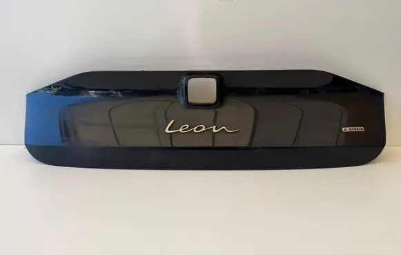 Seat Leon IV Tailgate trim 5FE853640
