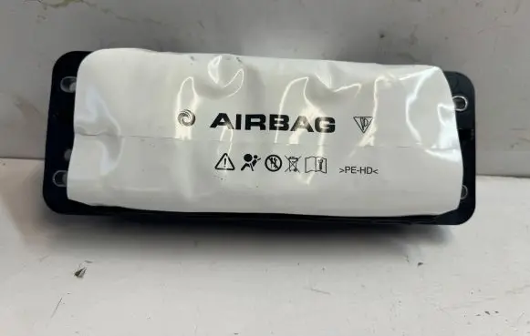Porsche Macan (95B) Passenger airbag 95B880204B