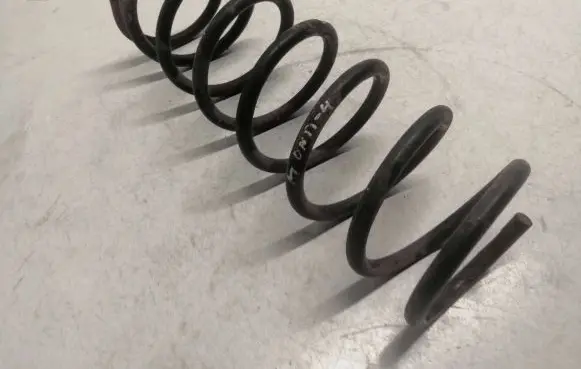 Ford Mondeo Mk III Rear coil spring