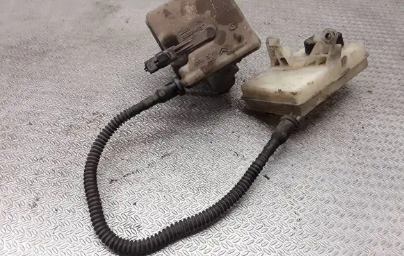 Citroen C4 I Picasso Master brake cylinder 9654002180