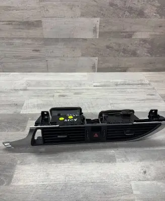 Audi A6 S6 C7 4G Dash center air vent grill 4G1820951
