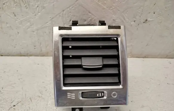 Land Rover Range Rover Sport L320 Dash center air vent grill AH3219637B 07583005 1020124