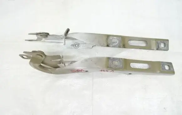 Peugeot Expert Engine bonnet/hood hinges 9823133980
