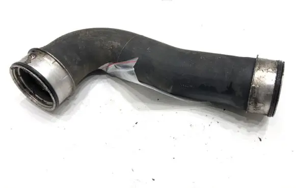 Intercooler hose/pipe