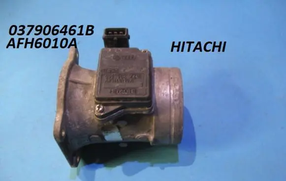 Volkswagen PASSAT B5 Mass air flow meter 037906461B