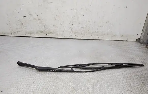 Alfa Romeo 156 Windshield/front glass wiper blade A065