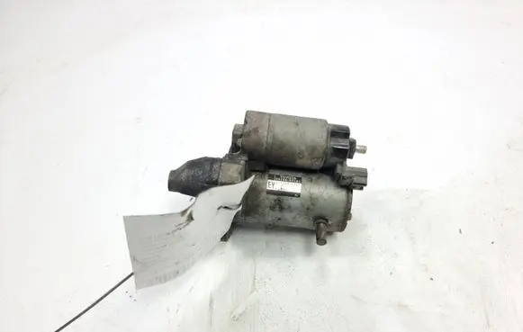 Toyota Auris E180 Starter motor 28100-0Y101