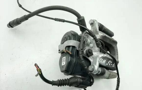 BMW X3 F25 Rear brake caliper 32349660 6790304