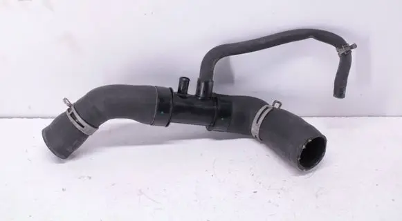 Dodge RAM 1500 DS Engine coolant pipe/hose 5944