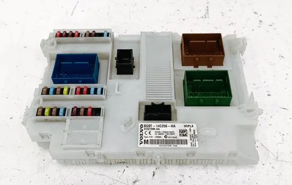 Volvo XC60 Fuse module 31327995AA BG9T14C256HA