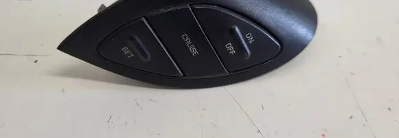 Chrysler Voyager Cruise control switch 4685643