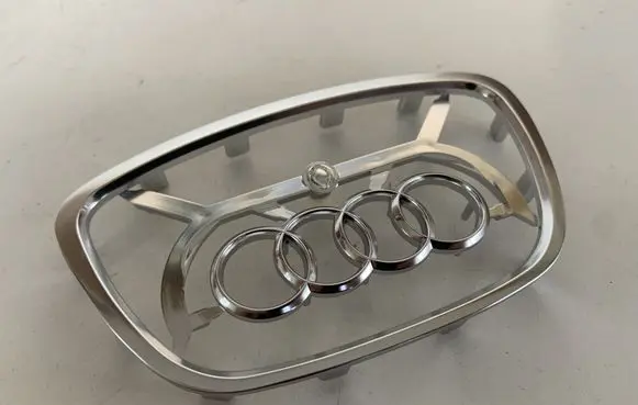 Audi Q5 SQ5 Steering wheel trim 8R0880201J 8R0880201L