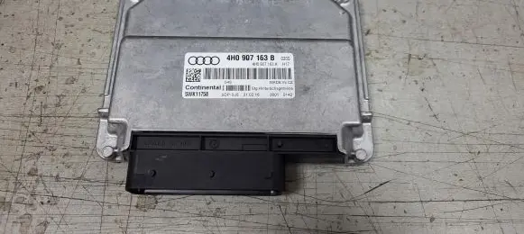 Audi A8 S8 D4 4H Transfer box differential control unit 