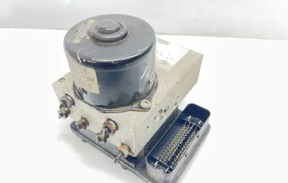 Mercedes-Benz C W203 ABS Pump A0345457932