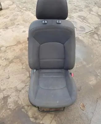 Front passenger seat