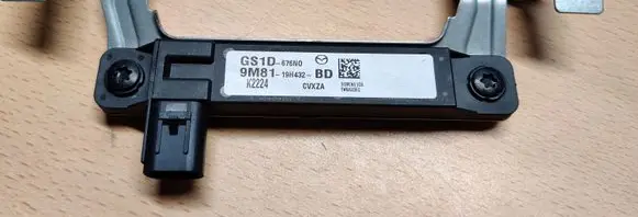 Mazda 6 Aerial antenna amplifier GS1D676N0