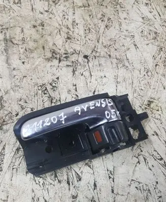 Toyota Avensis T250 Front door interior handle