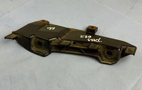 BMW 5 E39 Headlight/headlamp mounting bracket 324441119