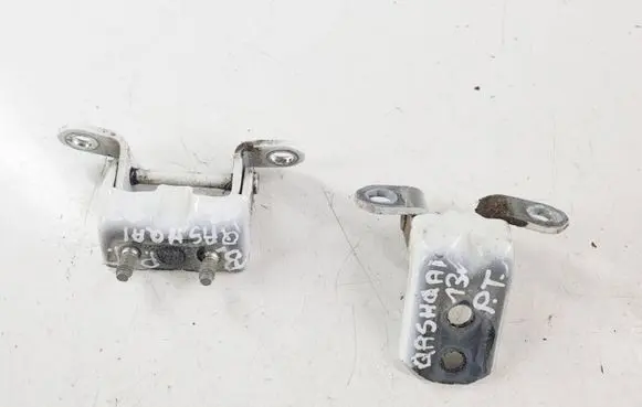 Nissan Qashqai+2 Rear door hinge set 