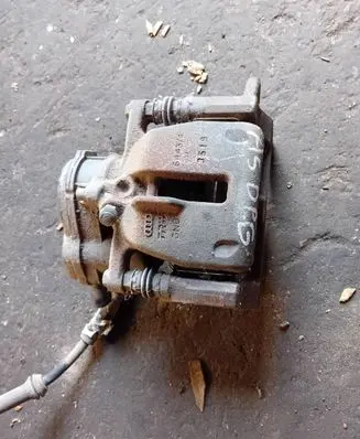 Audi A5 8T 8F Rear brake caliper 32335478