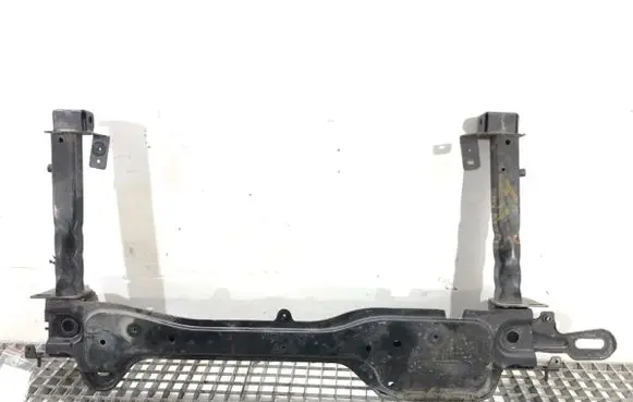 Renault Megane IV Radiator support slam panel 
